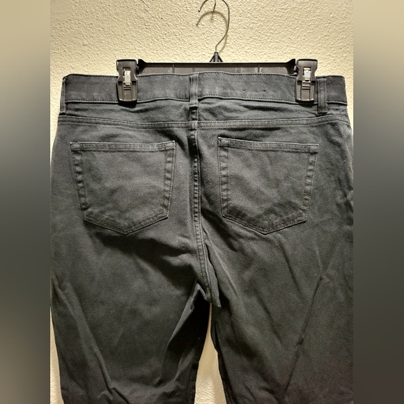 Chaps Women's black faded straight line pants - Picture 4 of 7